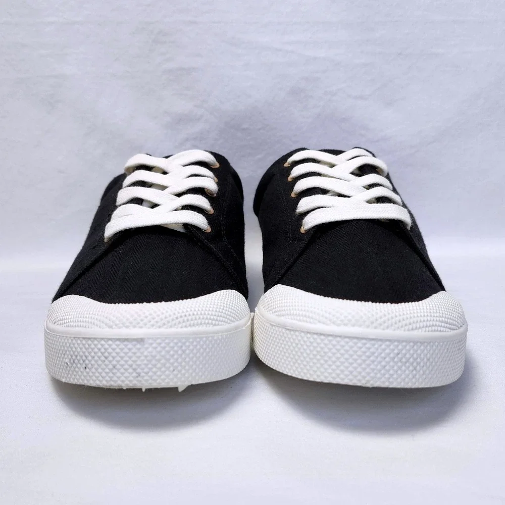 NEW ROXY PIERVIEW CANVAS LACE UP SNEAKERS‎ LOW TOP SHOES WOMENS 10 BLACK WHITE